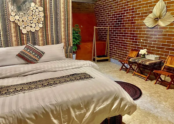 Du Gia Cozy Homestay & Tours
