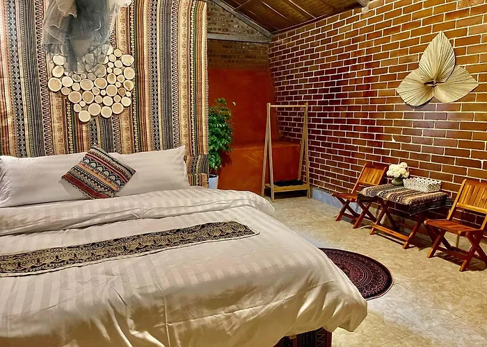 Du Gia Cozy Homestay & Tours