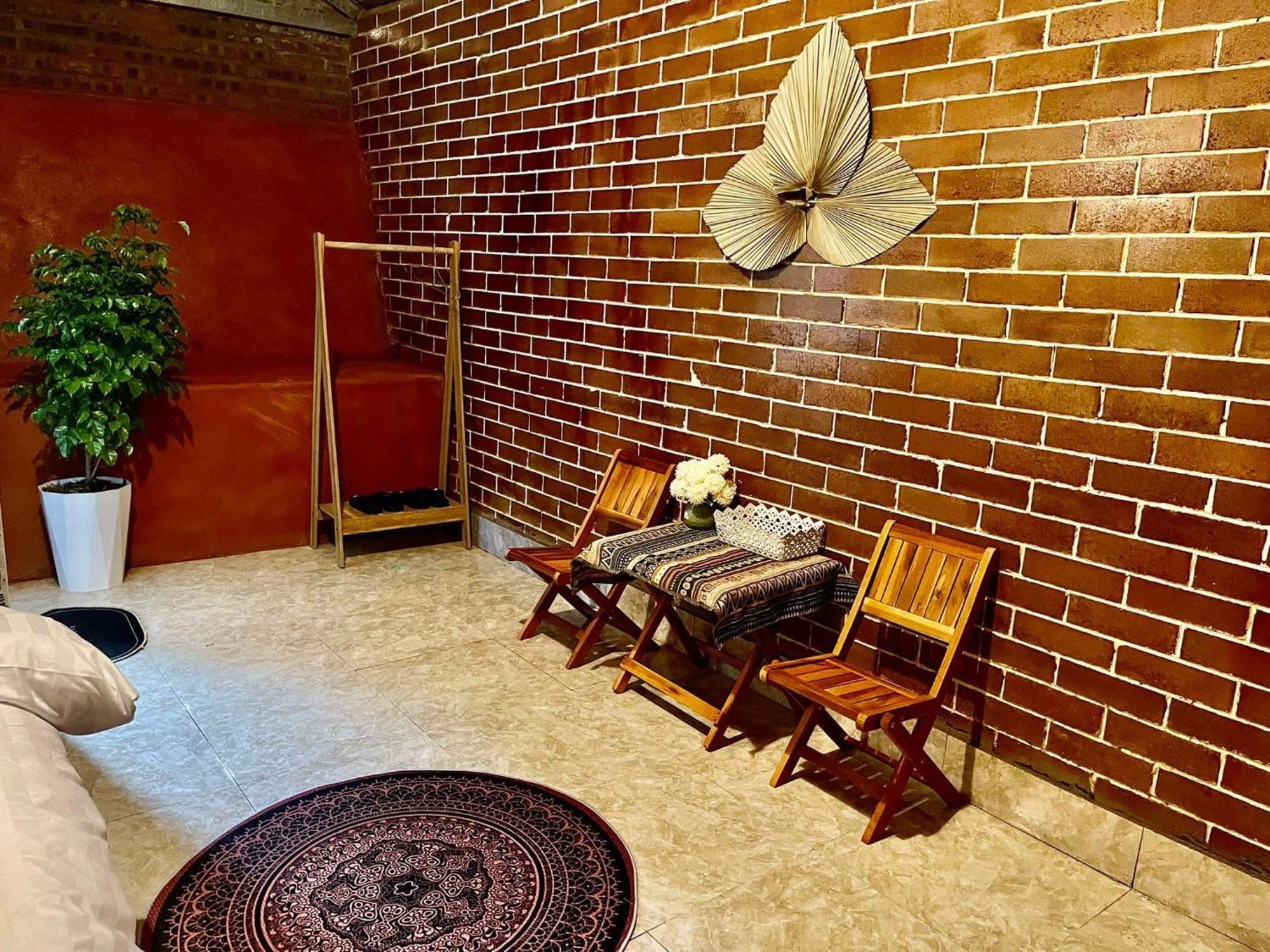 Homestay Du Gia Cozy & Tours Lang Cac